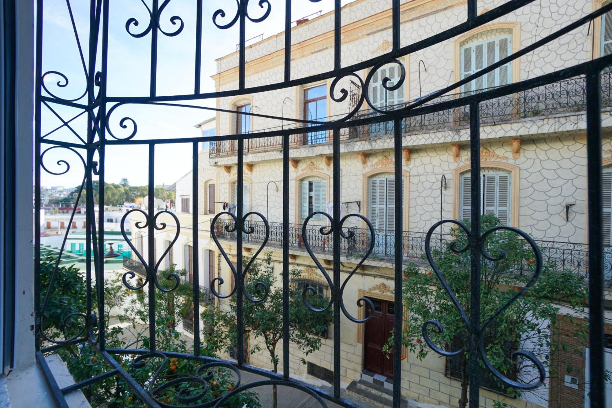 Dar Amr Apartment Танжер Екстериор снимка