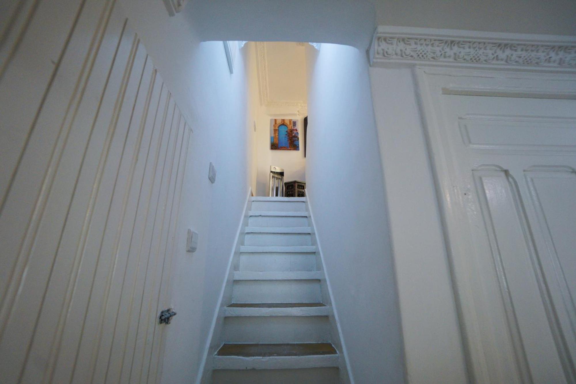 Dar Amr Apartment Танжер Екстериор снимка